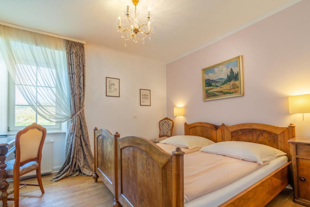 Romantisches Hotel Zur Post Brodenbach Luaran gambar