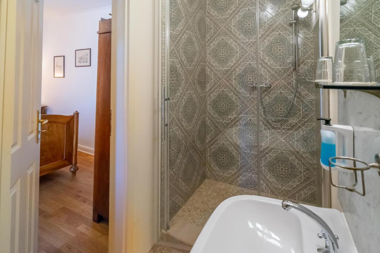 Romantisches Hotel Zur Post Brodenbach Luaran gambar